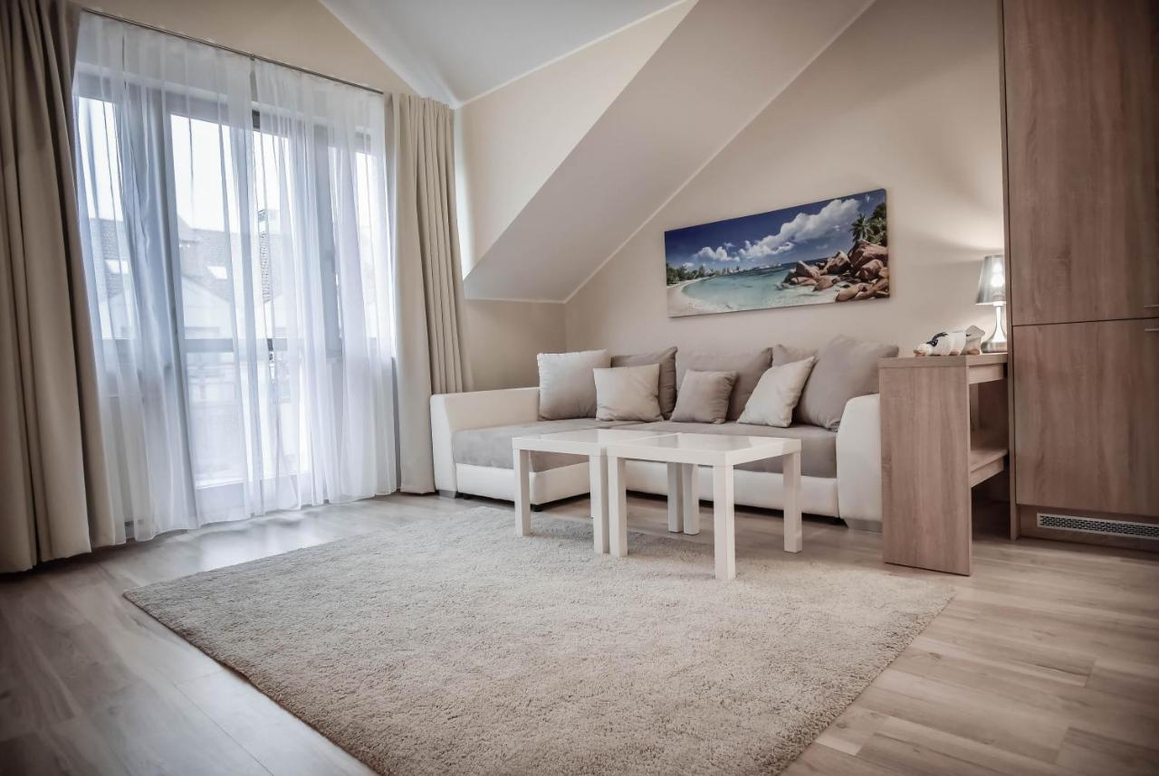 Apartamenty Na Wyspie - Zdrojowa 18 - Apartament Z Sypialnia - Parking Świnoujście Esterno foto