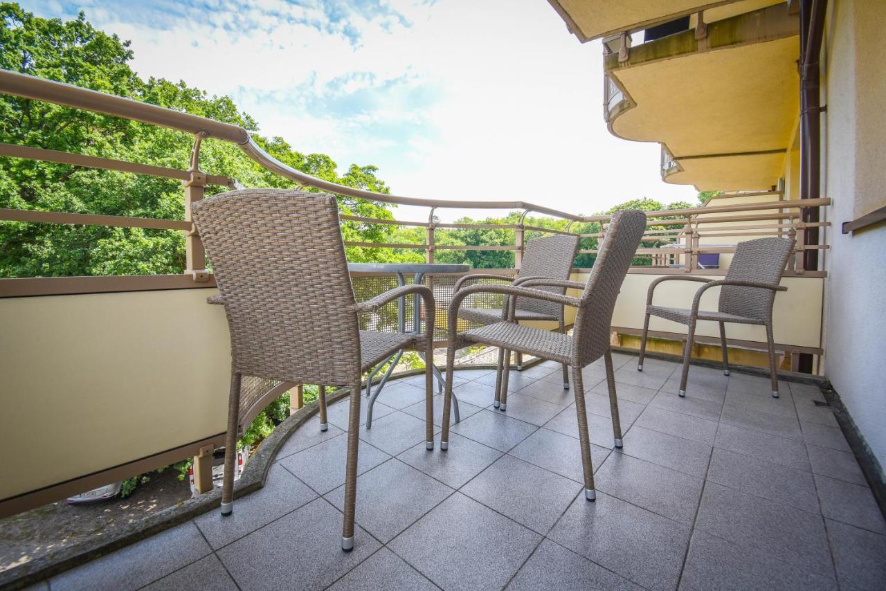 Apartamenty Na Wyspie - Zdrojowa 18 - Apartament Z Sypialnia - Parking Świnoujście Esterno foto