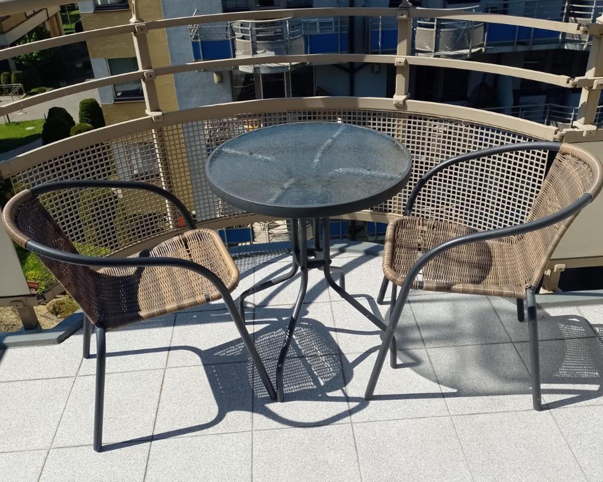 Apartamenty Na Wyspie - Zdrojowa 18 - Apartament Z Sypialnia - Parking Świnoujście Esterno foto